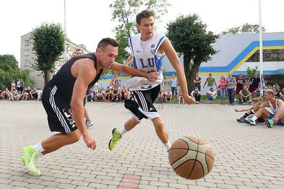 “STREET GAMES” KĻŪST POPULĀRĀKAS