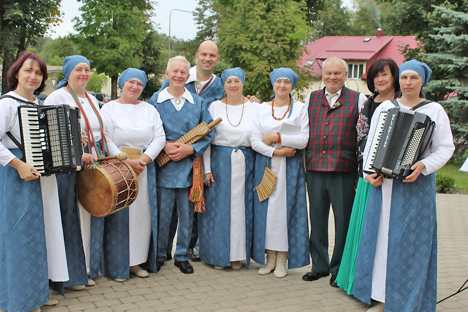 SAULES MŪŽU LATVIJAI UN LIETUVAI