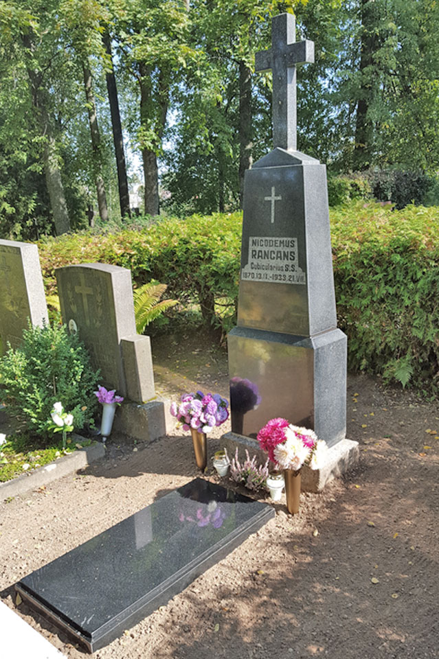 ATJAUNŌJA MONSINJORA PĪMIŅAS VĪTU