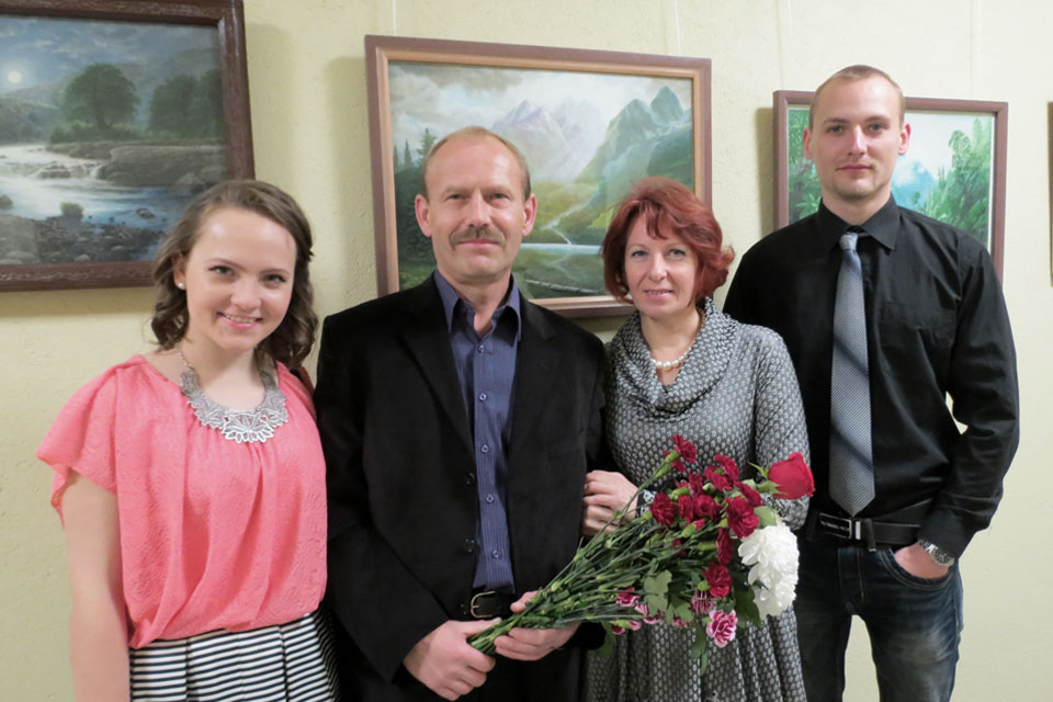 ЖЕЛЕЗНОДОРОЖНИК С ДУШОЙ  ХУДОЖНИКА