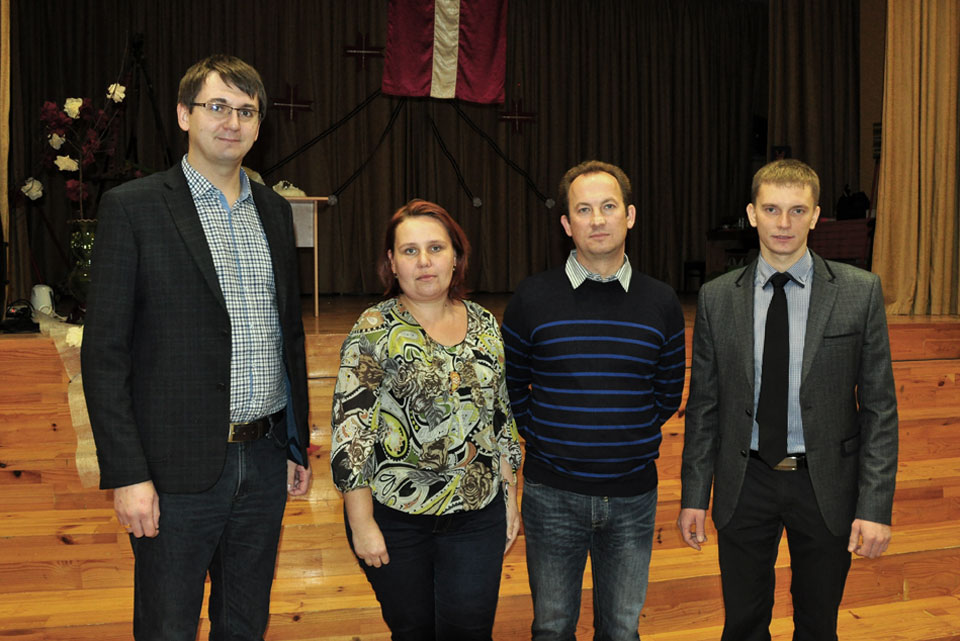 IZVIRZĪTI ČETRI KANDIDĀTI