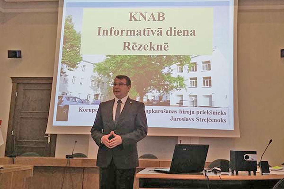 KNAB VADĪTĀJS ATSKAITĪJĀS…