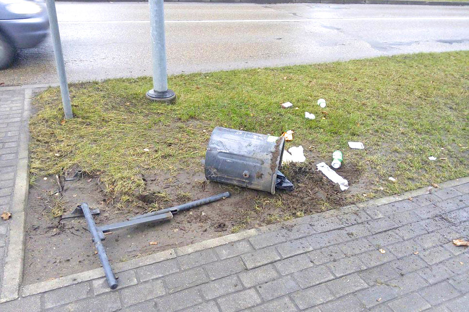 KO DARĪT AR VANDAĻIEM?
