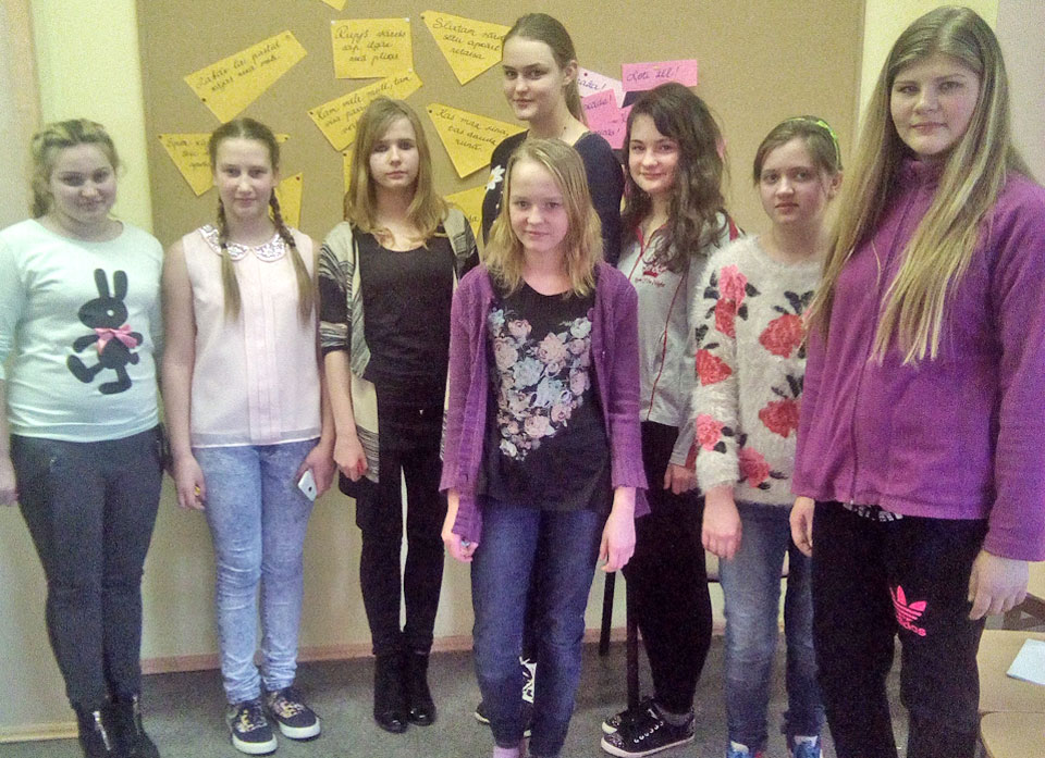 UN ĶĒNIŅA PENTERA MĀCEKĻA TITULS