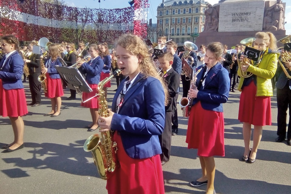 РЕЗЕКНЕНЦЫ — ЛУЧШЕ ВСЕХ!