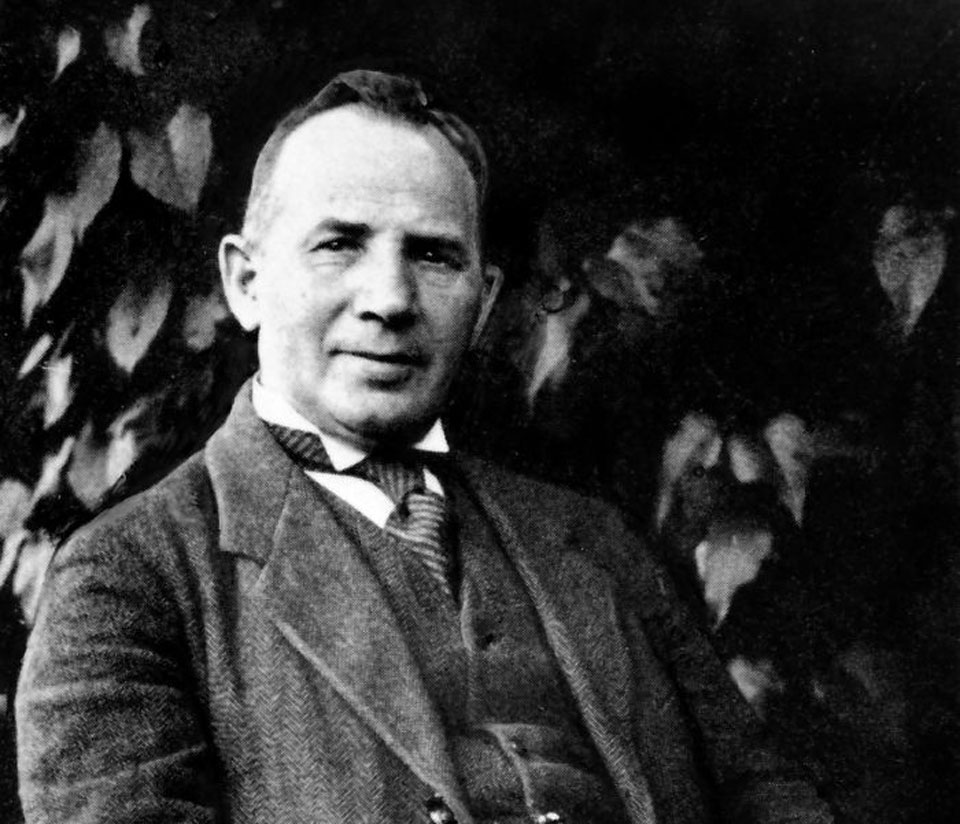 PAR LATVIEŠU APVIENOŠANU TAUTISKĀ, ADMINISTRATĪVĀ UN KULTURĀLĀ ZIŅĀ
