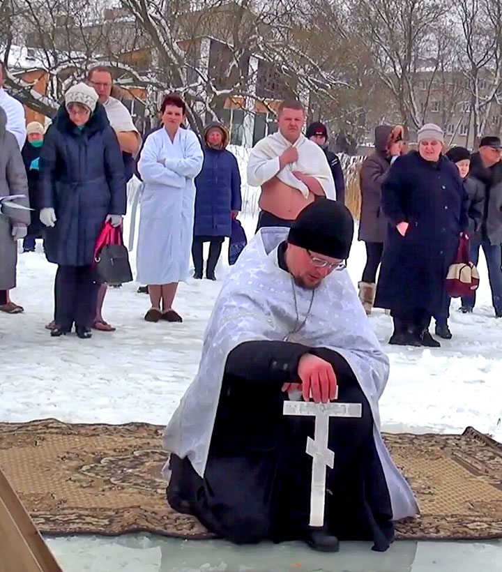 KUNGA KRISTĪŠANAS SVĒTKOS