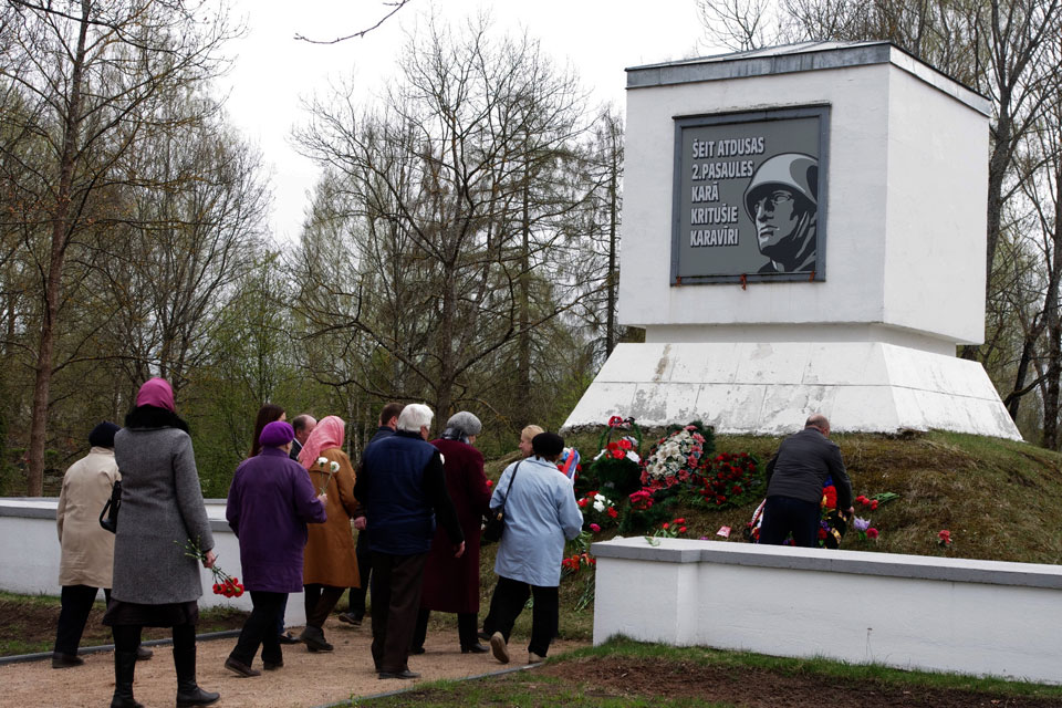 В ДЕНЬ ПАМЯТИ ЖЕРТВ  ВТОРОЙ МИРОВОЙ ВОЙНЫ