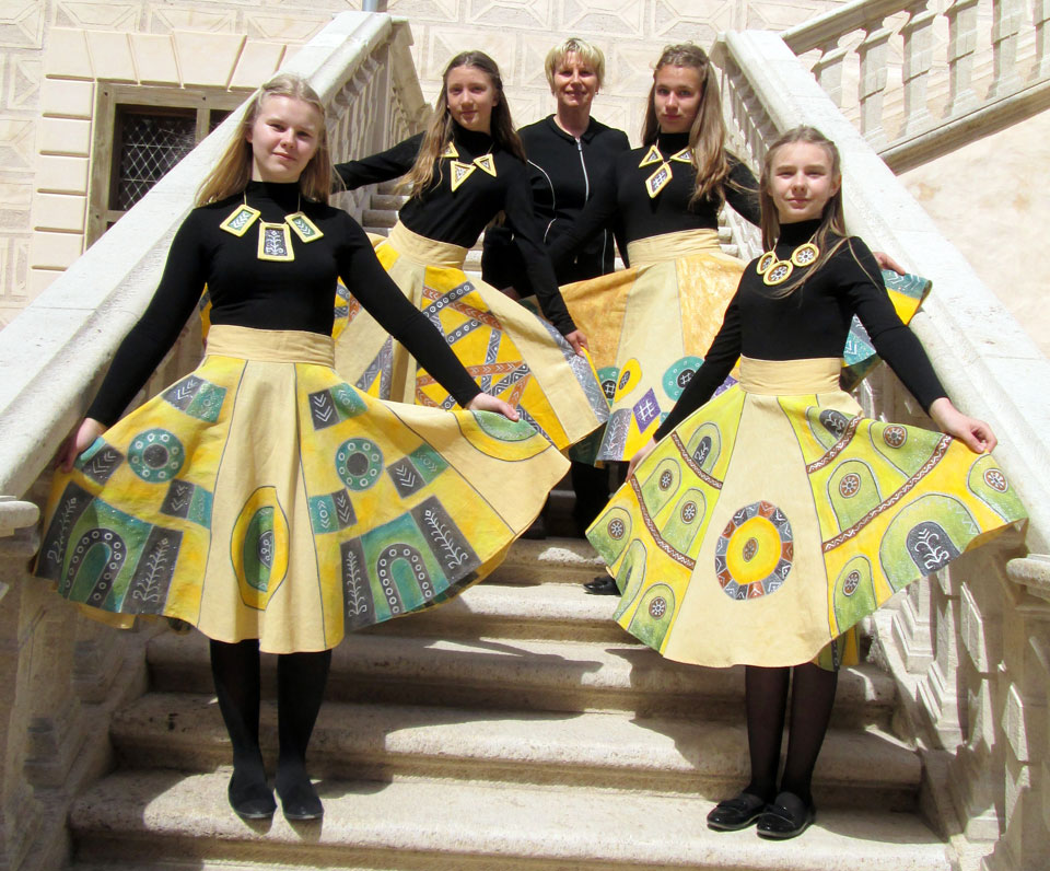 SAULESMEITAS BAUSKĀ