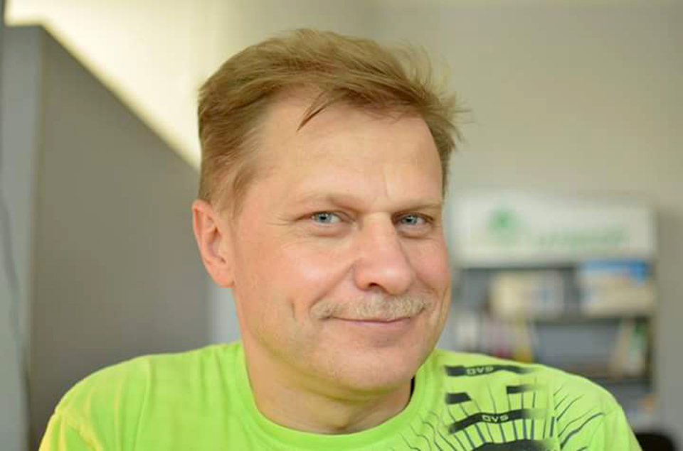 ŠIS KAUTRĪGAIS UN AKTĪVAIS SIROKEZS