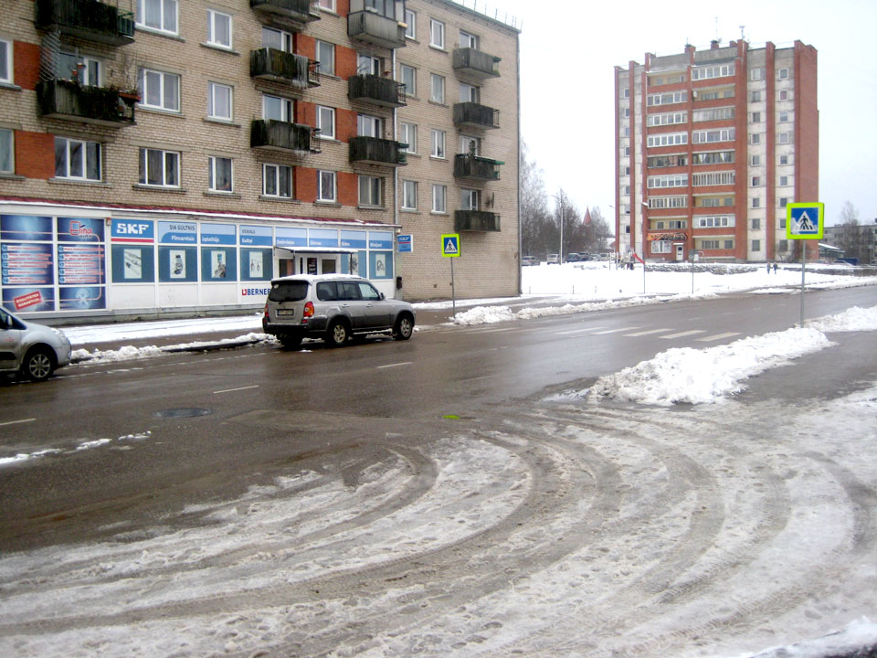 PALĪDZIET: BĪSTAMA PĀREJA