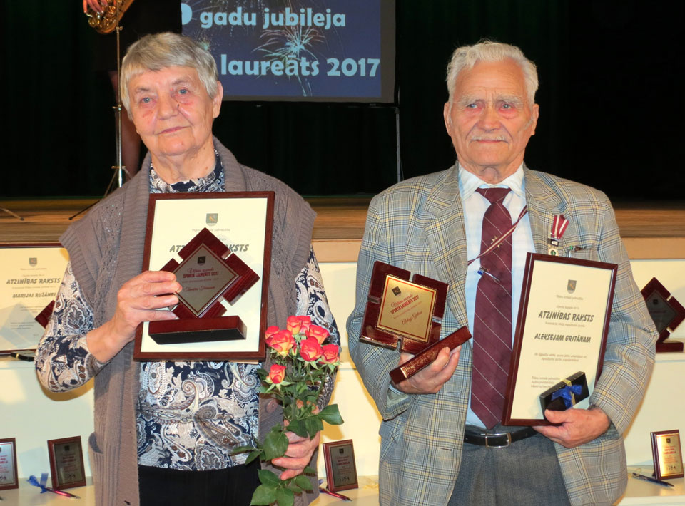 PAR SASNIEGUMIEM, SADARBĪBU UN ATBALSTU