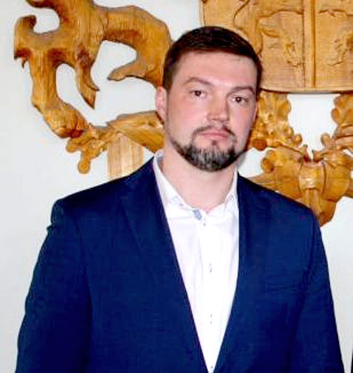 APSTIPRINĀTS “RĒZEKNES NAMSAIMNIEKA” VALDES PRIEKŠSĒDĒTĀJS