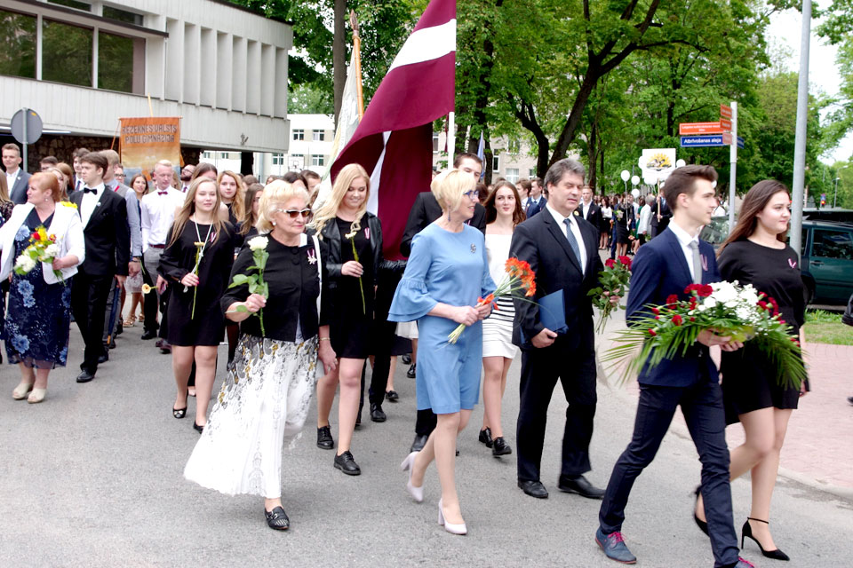 IZSKANĒJIS PĒDĒJAIS ZVANS