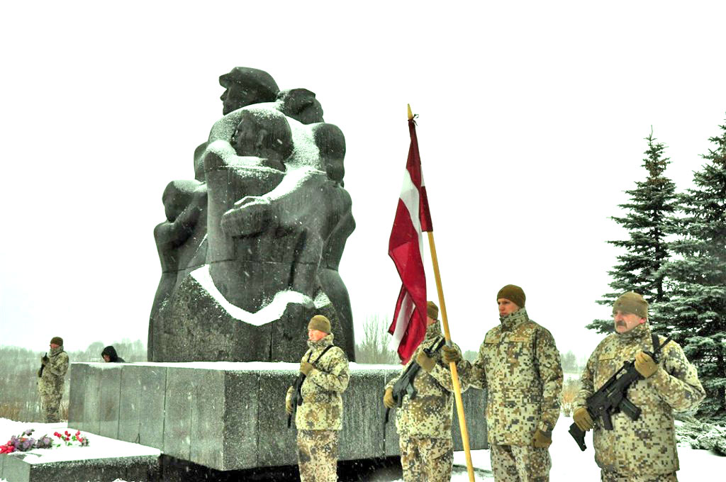 SĀRTAS NEĻĶES — AUDRIŅU TRAĢĒDIJAS UPURIEM