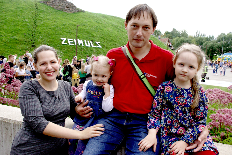 LŪK, KĀDS IR MŪSU TĒTIS!