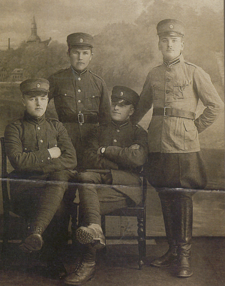 ATBRĪVOJOT LATGALI