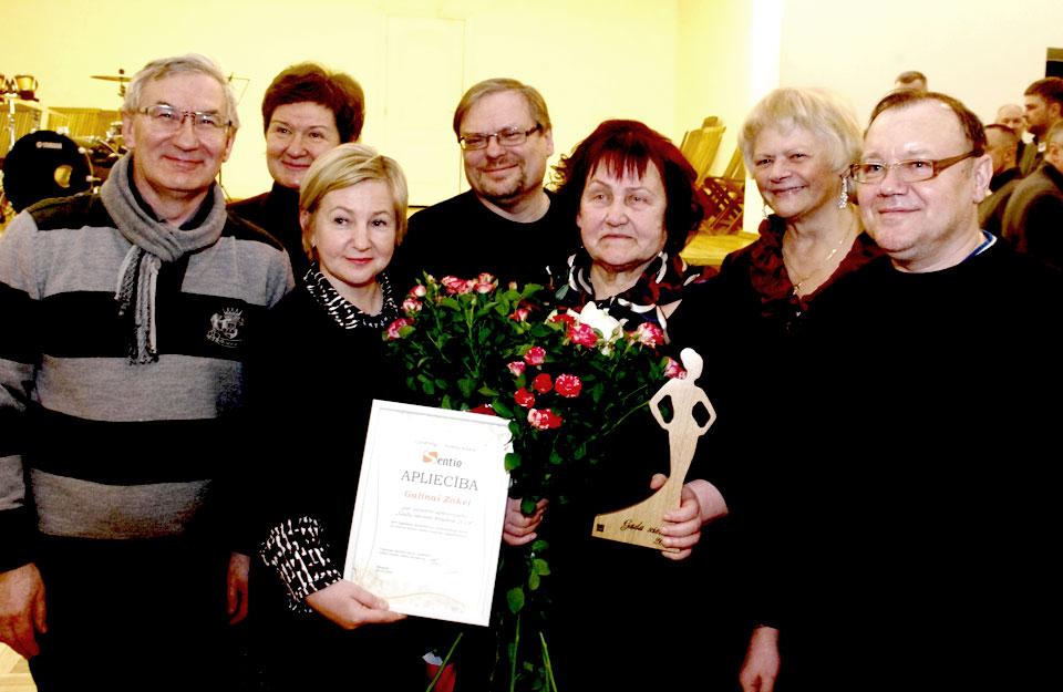 GADA SIEVIETE — GAĻINA ZAĶE