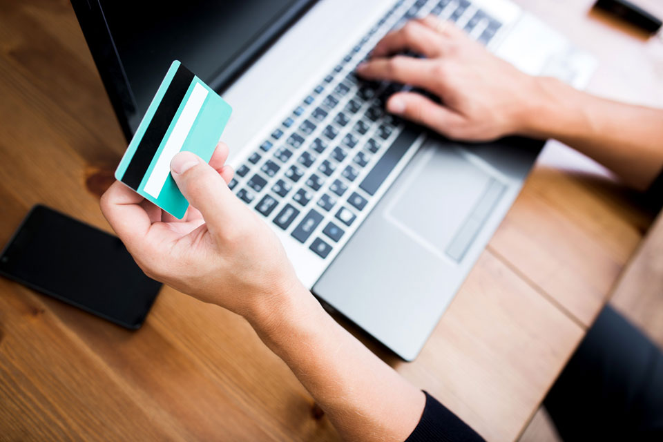 ONLINE KREDĪTS BEZ ĶĪLAS, AIZŅĒMUMI INTERNETĀ