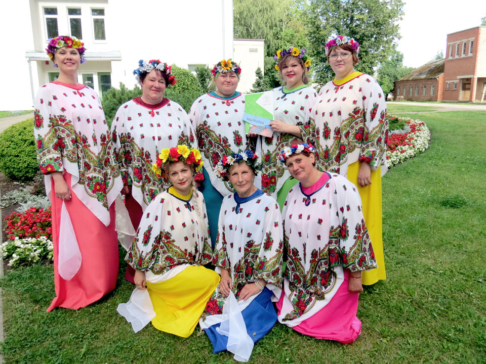 PALDIES PAR SATIKŠANĀS PRIEKU!
