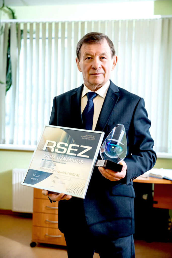 “RĒZEKNES DZIRNAVNIEKAM” – GALVENAIS APBALVOJUMS