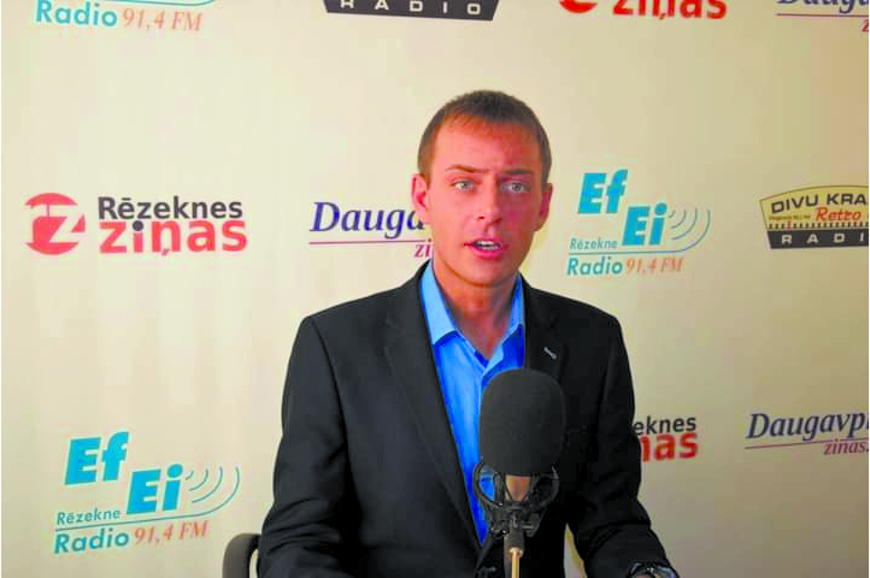NEĒRTAIS KĻIMOVS