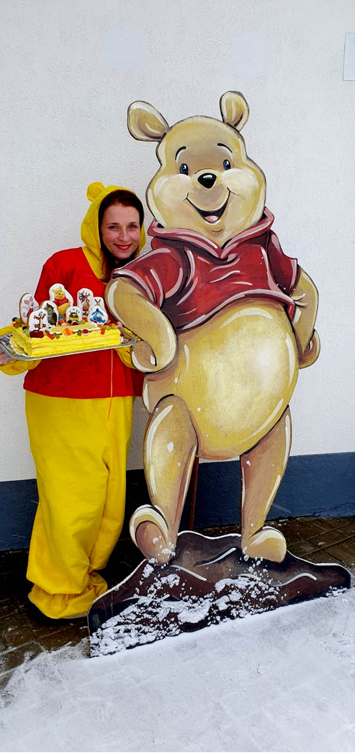 VIENKĀRŠI UN AR PRIEKU!