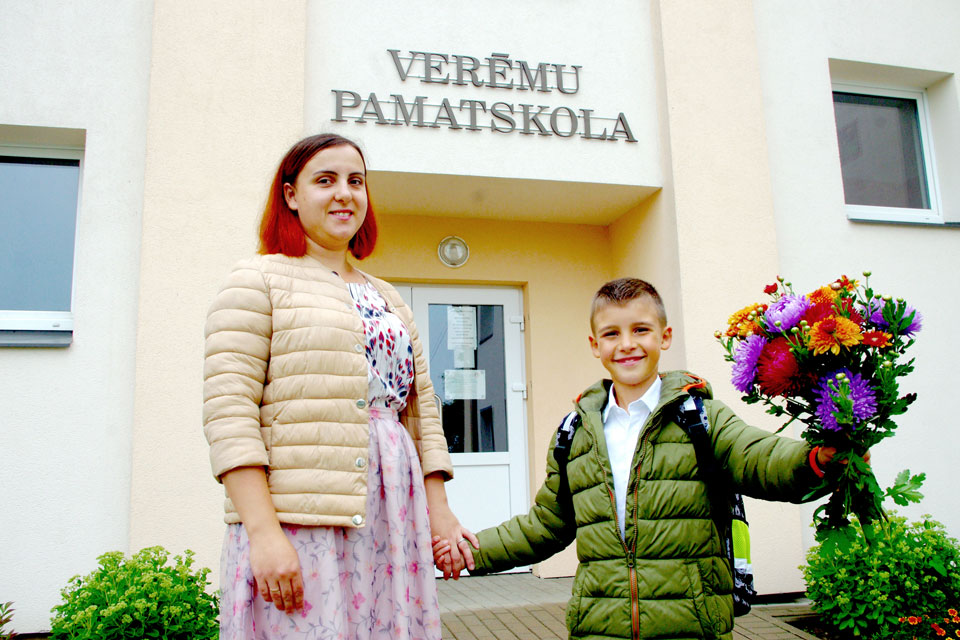 PIRMO REIZI UZ SKOLU