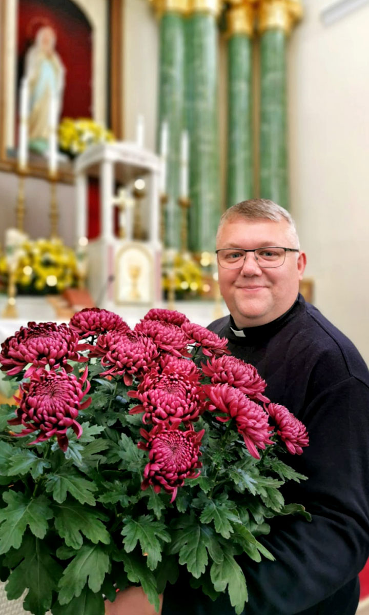 PIECU VĀRDU ĪPAŠNIEKS