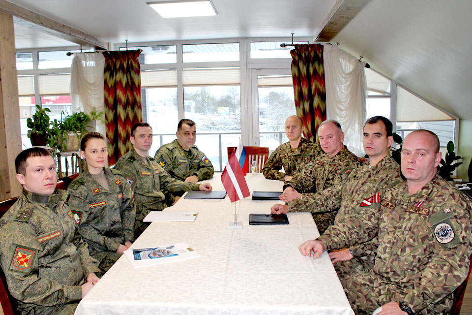 KRIEVIJAS BRUŅOTO SPĒKU VIRSNIEKI LATGALĒ