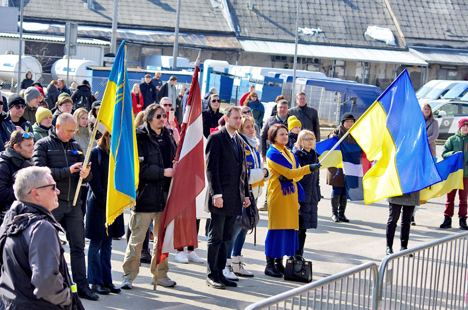 В ПОДДЕРЖКУ УКРАИНЫ
