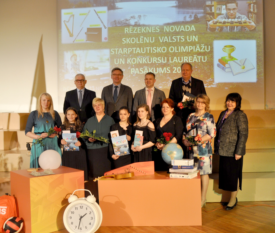 IZCILNIEKI – SPĒCĪGI PUMPURI