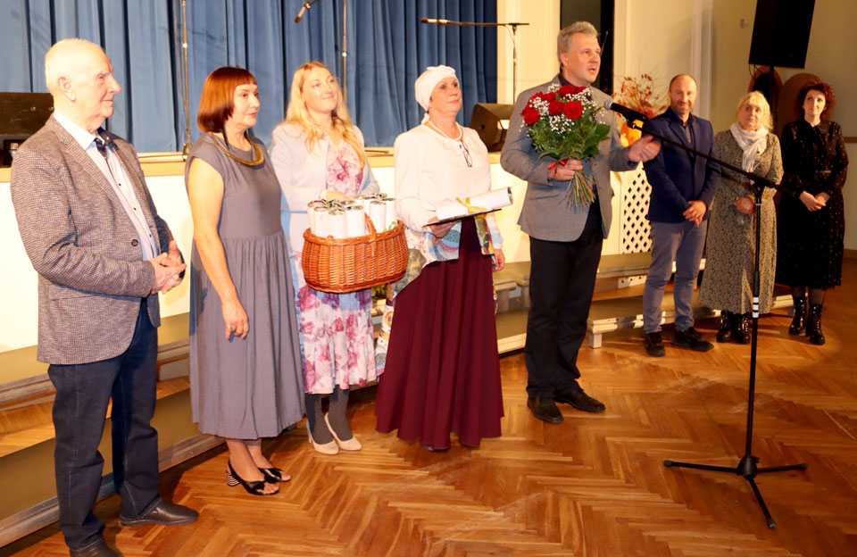 ВИЛЯНСКОМУ  ДОМУ  КУЛЬТУРЫ — 70