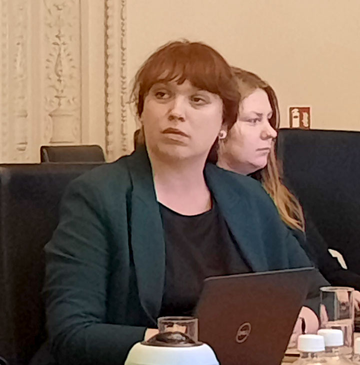 Tikās ar kultūras ministri