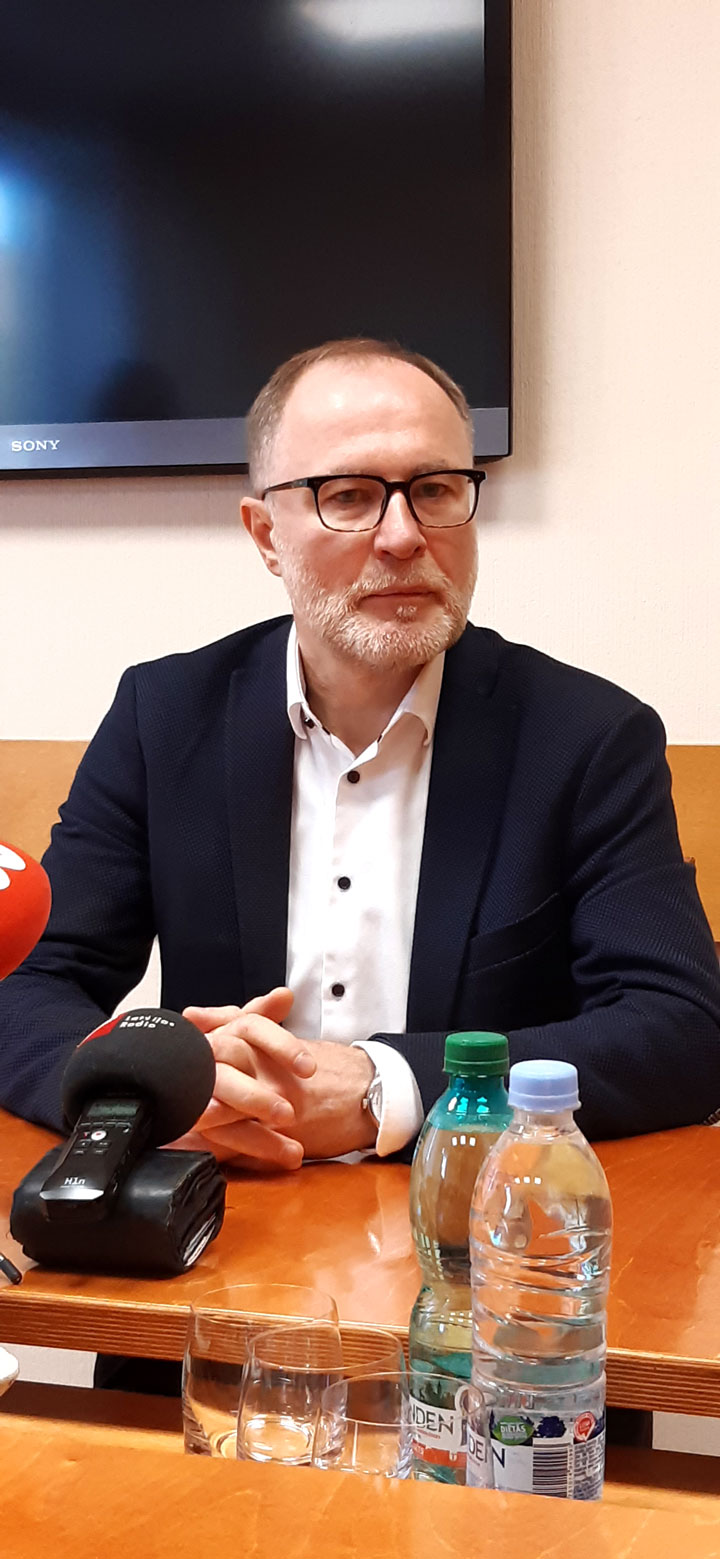 vēlreiz par dronu
