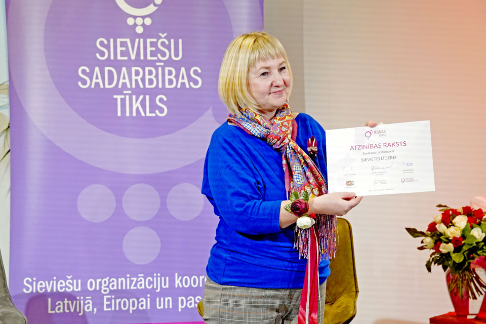 liesmas balvas sievietēm līderēm