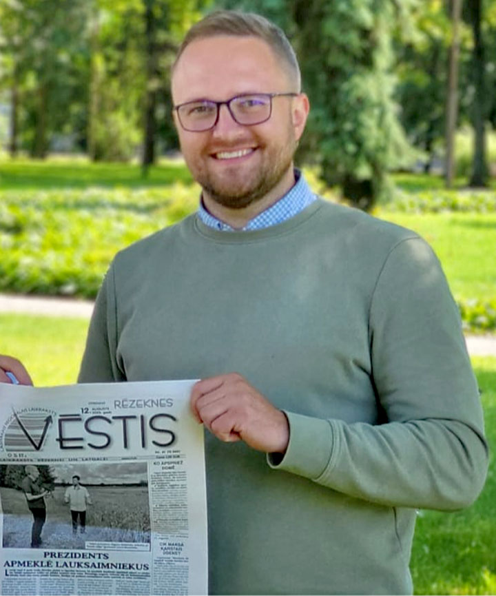 Lai palīdzētu kļūt digitālākiem