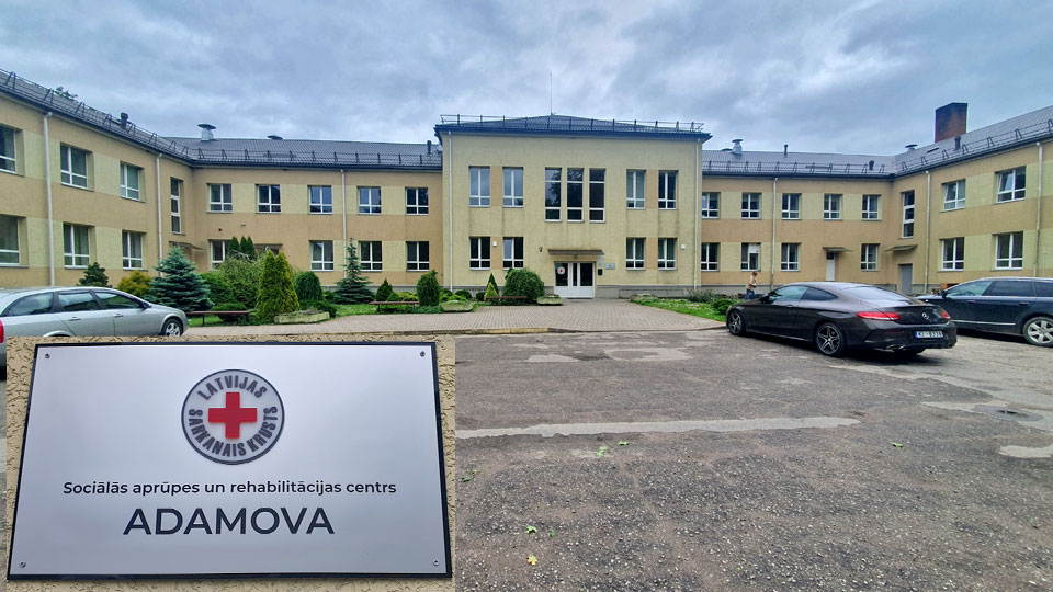 Kā iekārtot senioru pansionātā?