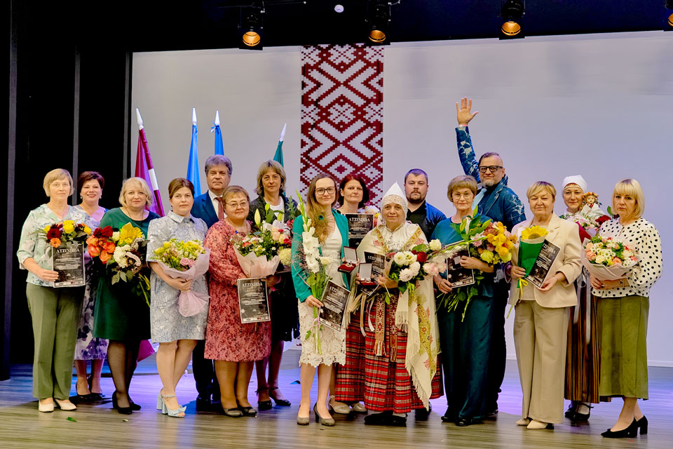 Sumināti izcilākie pedagogi