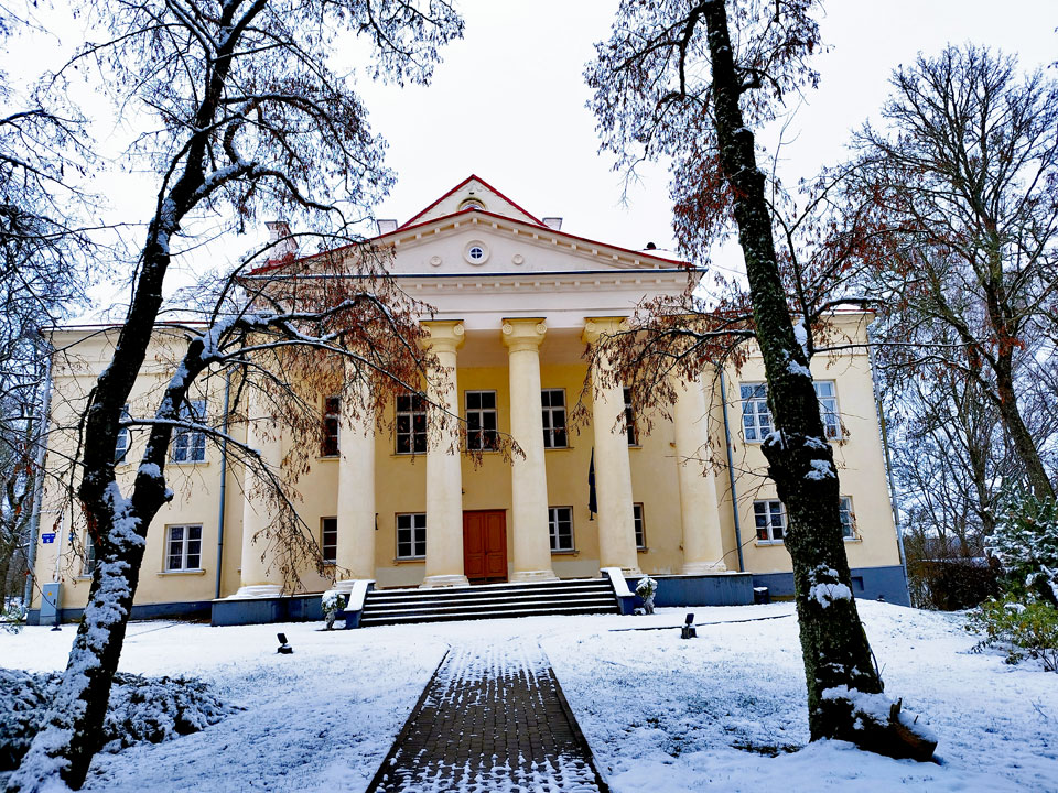 KOTRAI VĪTAI SOVA TEIKSMA