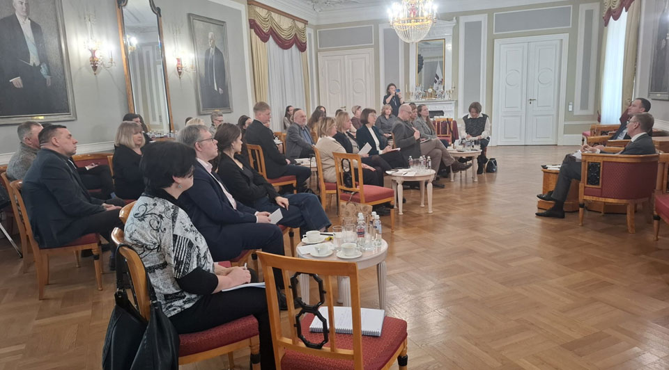 PAR “GORU” UN PIELAIDI VALSTS NOSLĒPUMAM…