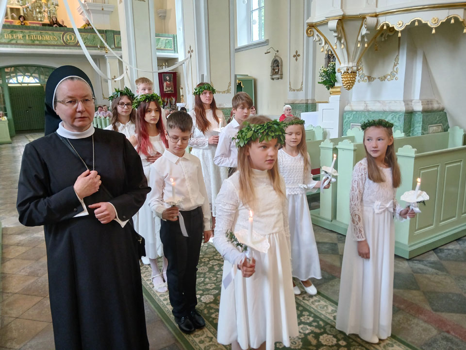 UZSĀK JAUNU TICĪBAS CEĻU